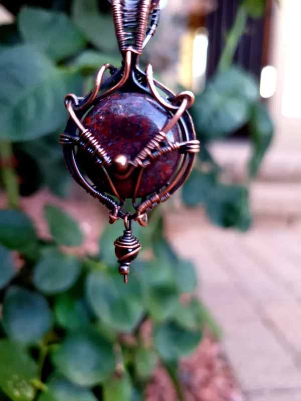 🥀Blood Stone & Garnet Copper Pendant - Image 5