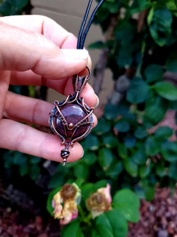 🥀Blood Stone & Garnet Copper Pendant - Image 2