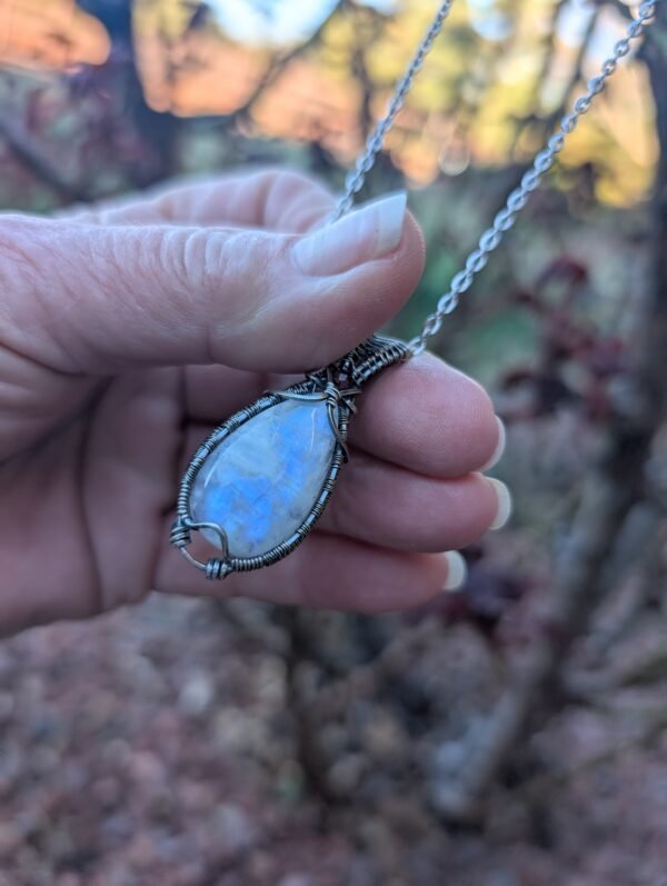 Moonstone and Garnet Pendant- Weaved in Sterling Silver - Image 4